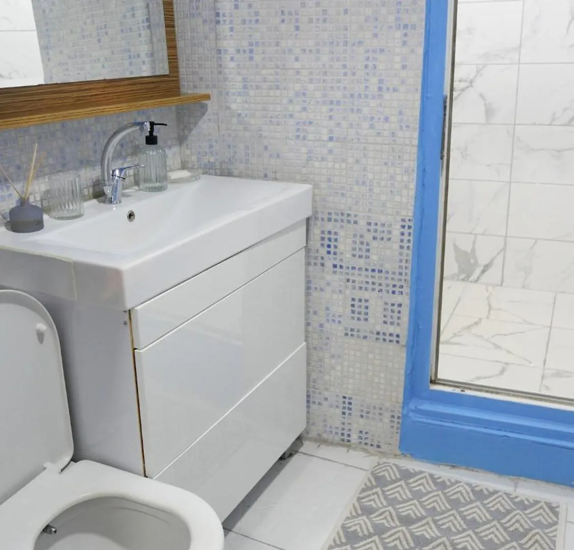 Stylish Triplex With Turkish Bath, Terrace, Central Location Estambul Villa