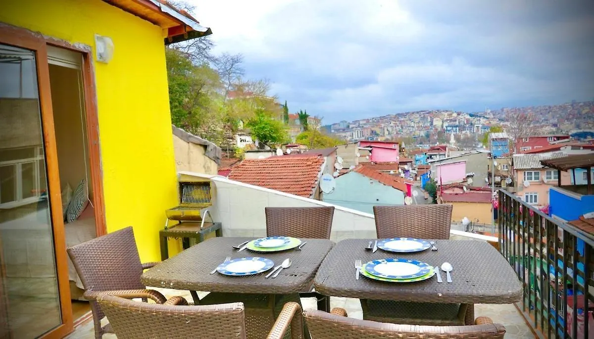 Villa Stylish Triplex With Turkish Bath, Terrace, Central Location Istanbul Turkey